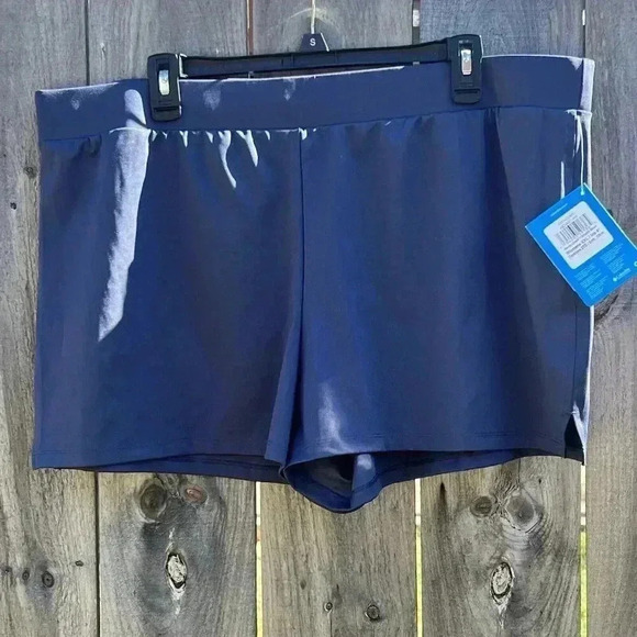 Columbia Women's Pleasant Creek Stretch Omni-Shade Shorts Navy Blue Sz 2XL - Picture 1 of 6